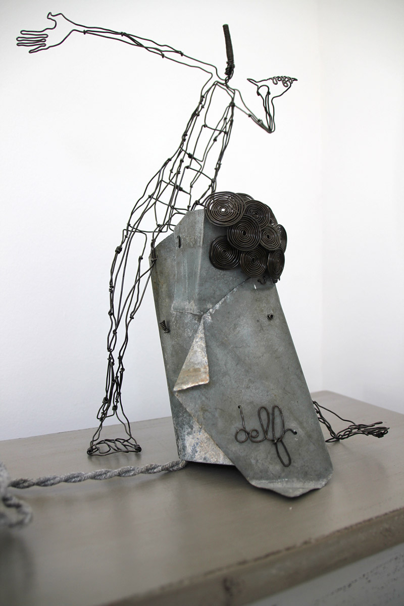 lampe-sculpture-delf "Regarde"